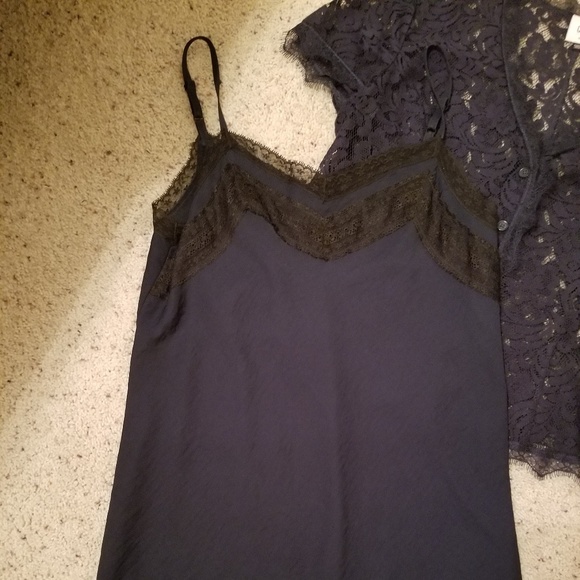 CAbi Tops - Cabi lace walk cami